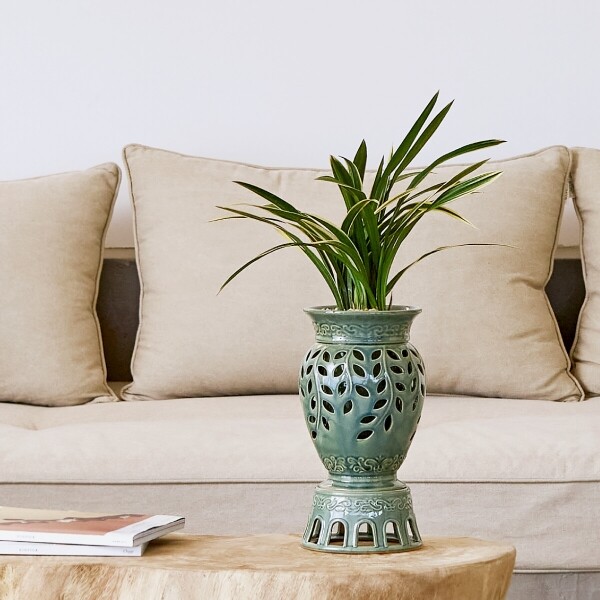 꽃집청년들,태양 청자버들투각(서울)