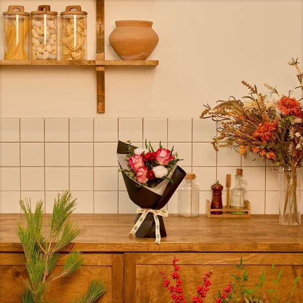 꽃집청년들,크리스마스 꽃다발+디엔타르 케이크(서울한정)