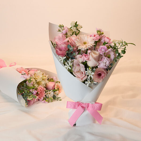 화이트데이 계절 꽃다발