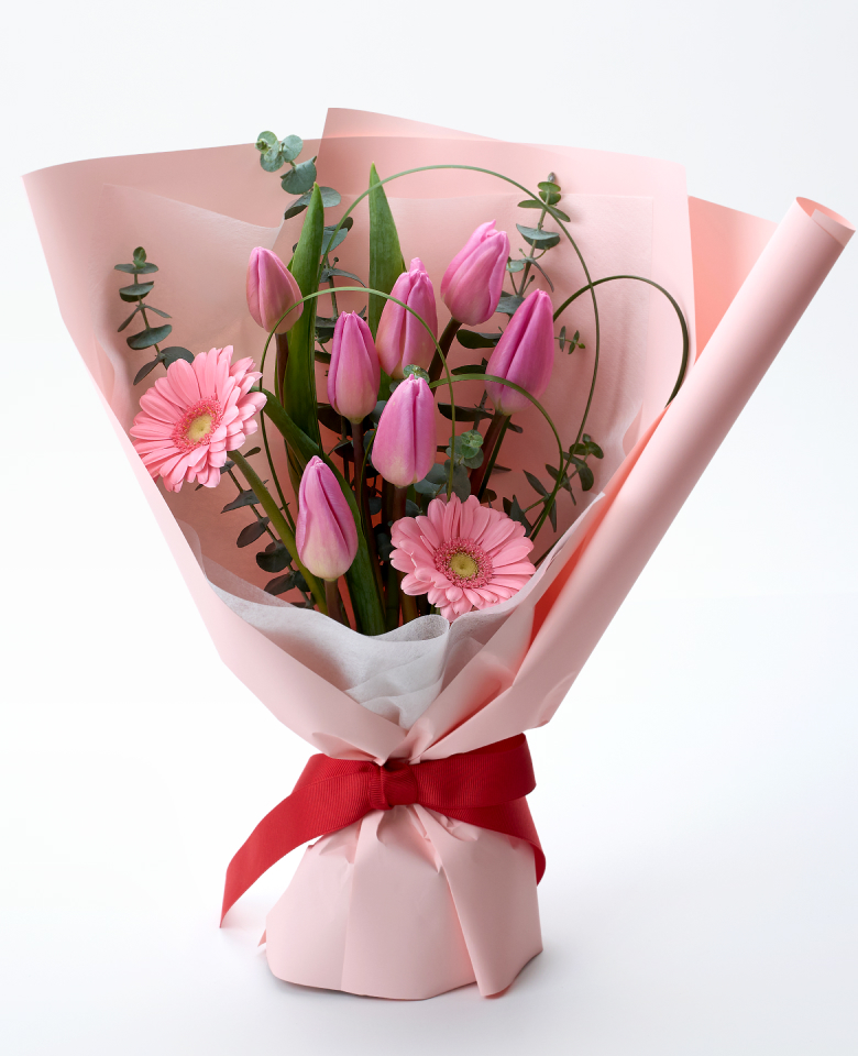 분홍 튤립 꽃다발 선물